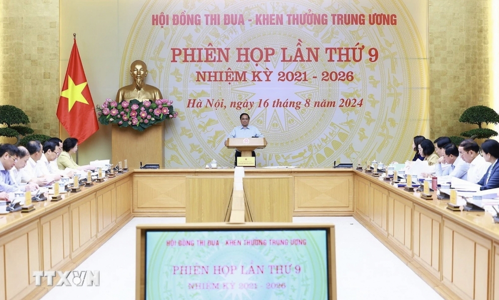 Thủ tướng: Phong trào thi đua, khen thưởng là sức mạnh nội sinh của đất nước