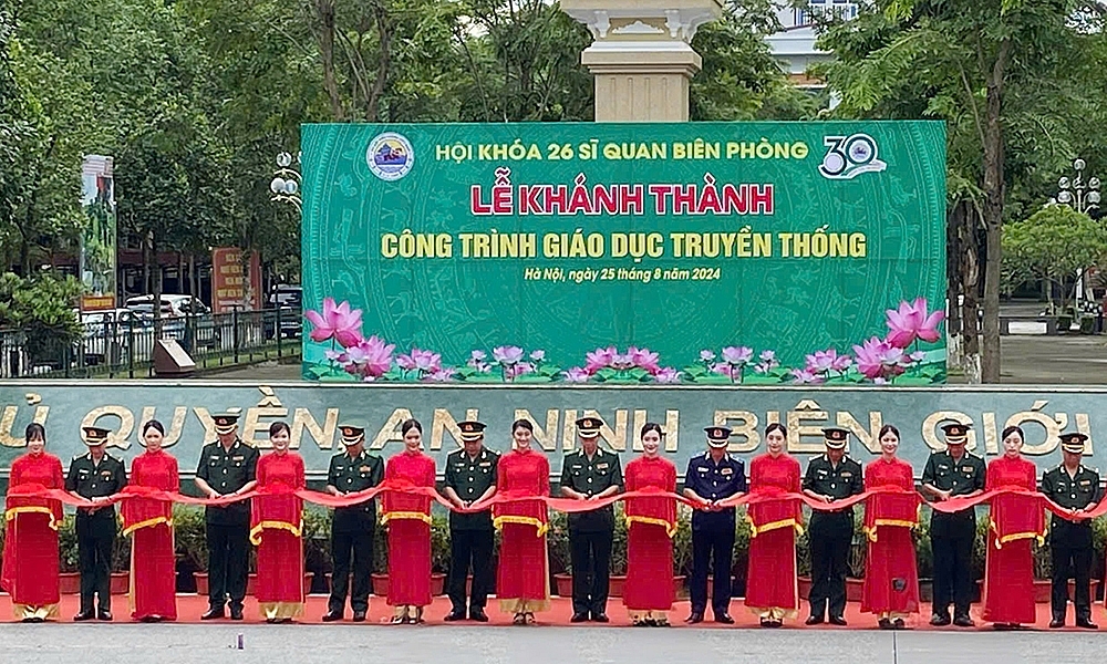 Khánh thành công trình giáo dục truyền thống tặng Học viên Biên phòng