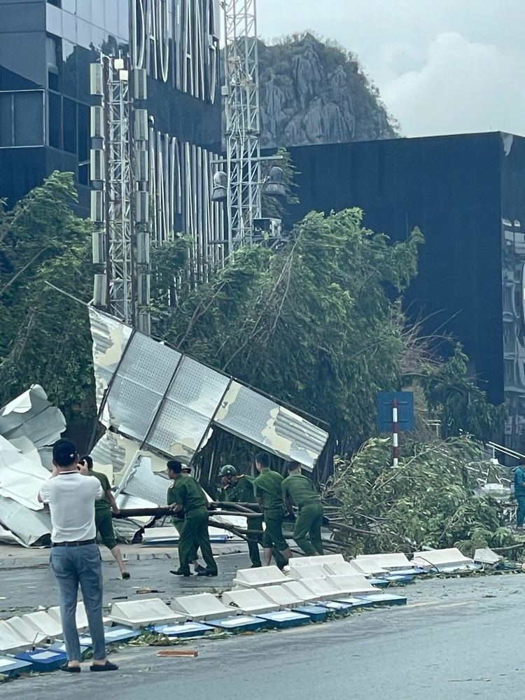 Quảng Ninh: Dốc toàn lực khắc phục hậu quả cơn bão số 3