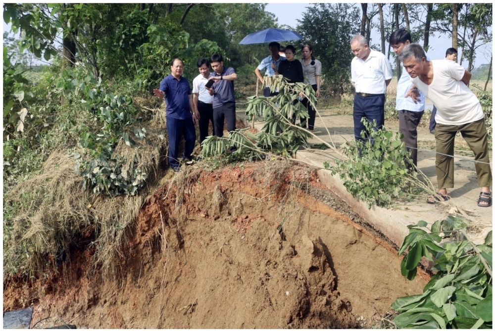 Lập Thạch (Vĩnh Phúc): Chủ tịch UBND huyện kiểm tra công tác khắc phục hậu quả sau bão