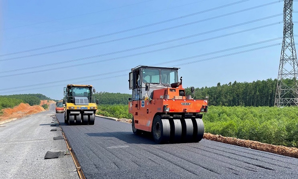 Quyết liệt các giải pháp để tăng tốc, bứt phá giải ngân vốn đầu tư công