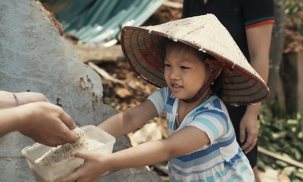 UNICEF cứu trợ khẩn cấp các cộng đồng bị ảnh hưởng nặng nề bởi siêu bão Yagi