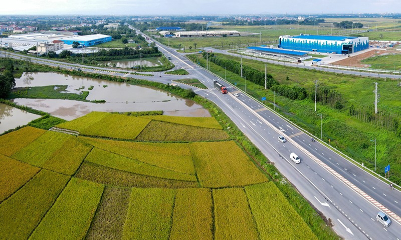 Vĩnh Phúc cần làm gì để lấy lại “vị thế” là tỉnh phát triển mạnh các khu công nghiệp?