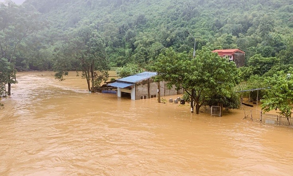 Định Hóa (Thái Nguyên): Gần 90 ngôi nhà của dân bị hư hỏng, một số nơi vẫn có nguy cơ sạt lở do lũ bão