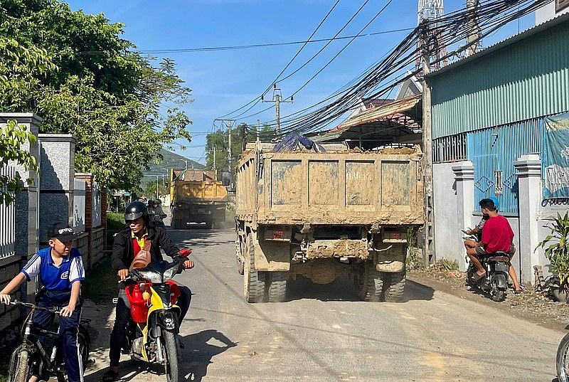 Khánh Hòa: Đất từ hồ chứa nước Am Chúa mang đi san lấp khắp nơi