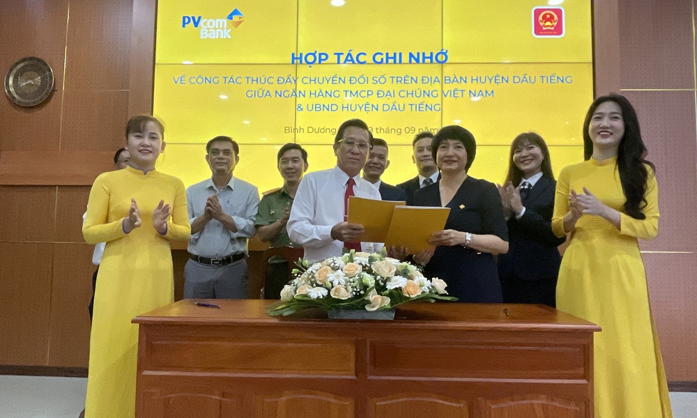 PVcomBank và UBND huyện Dầu Tiếng ký kết hợp tác về thúc đẩy chuyển đổi số