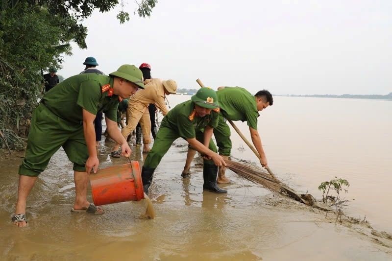 Thành phố Thanh Hóa: Người dân vùng ngập lụt trở lại cuộc sống bình thường sau mưa lũ