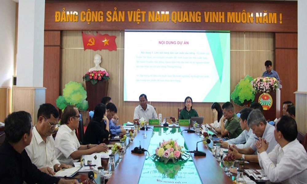  Thí điểm sản xuất sầu riêng ứng dụng công nghệ thông minh, kết hợp với trải nghiệm du lịch nông nghiệp