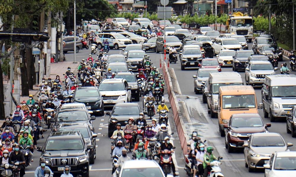 Thành phố Hồ Chí Minh: Tính phương án làm đường trên cao giảm ùn tắc giao thông