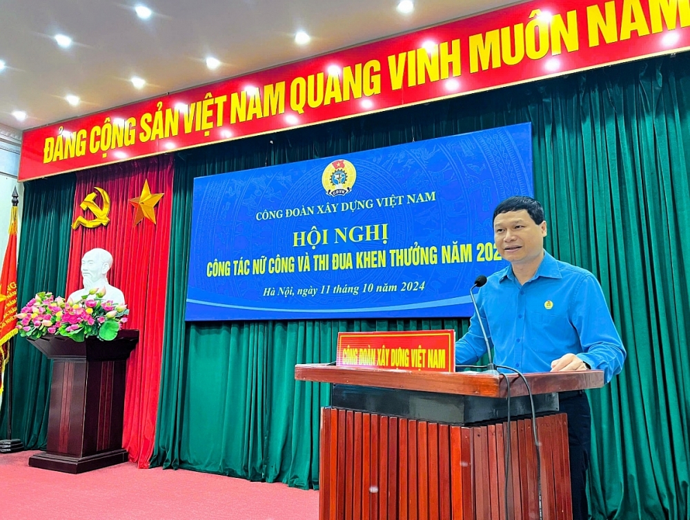 Công đoàn Xây dựng Việt Nam: Đẩy mạnh các phong trào thi đua lao động nữ