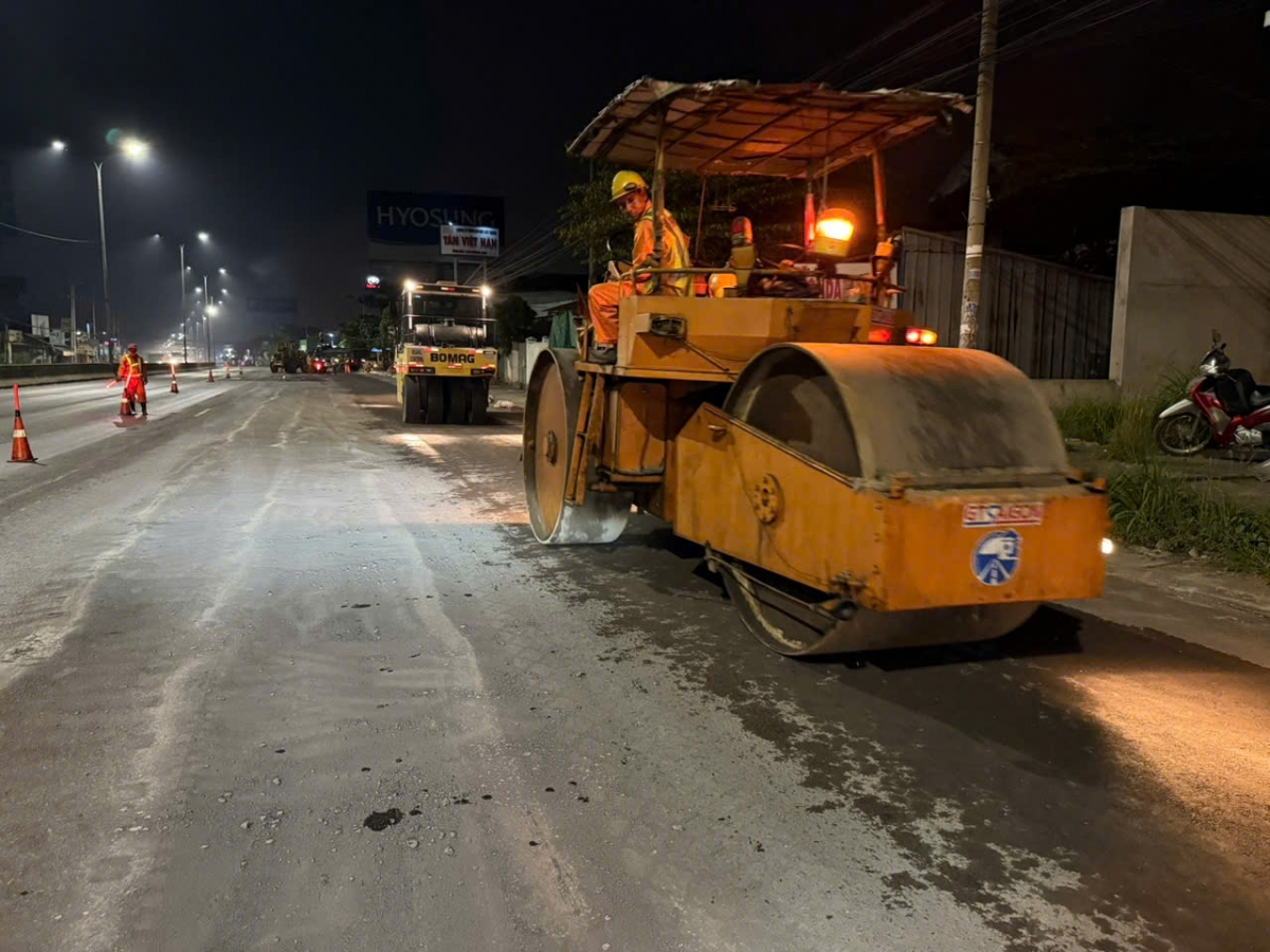 Thi công xuyên ngày đêm sửa chữa Quốc lộ 51 hư hỏng, xuống cấp