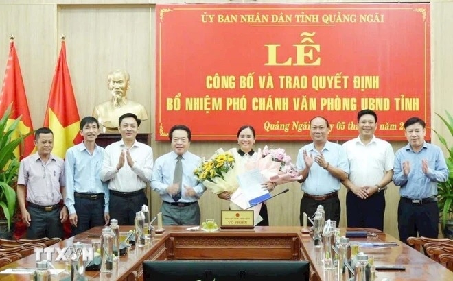 Hoàn thiện thể chế, bảo đảm nguyên tắc Đảng thống nhất lãnh đạo công tác cán bộ