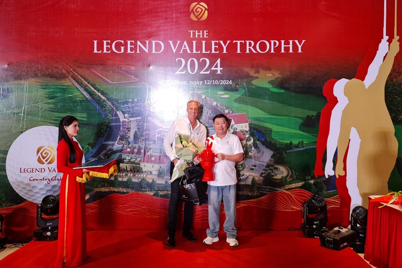 Giải golf The Legend Valley Trophy 2024 tổ chức thành công trên sân golf đẳng cấp quốc tế đầu tiên tại tỉnh Hà Nam