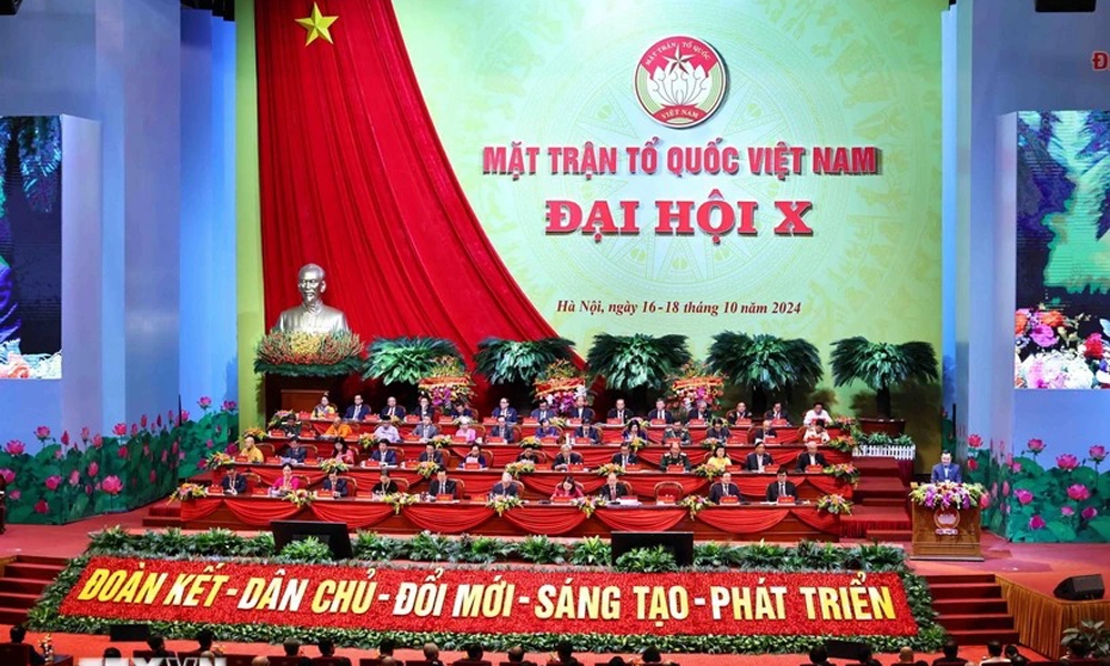 Kiều bào tiêu biểu góp phần vào thành công của Đại hội X Mặt trận Tổ quốc