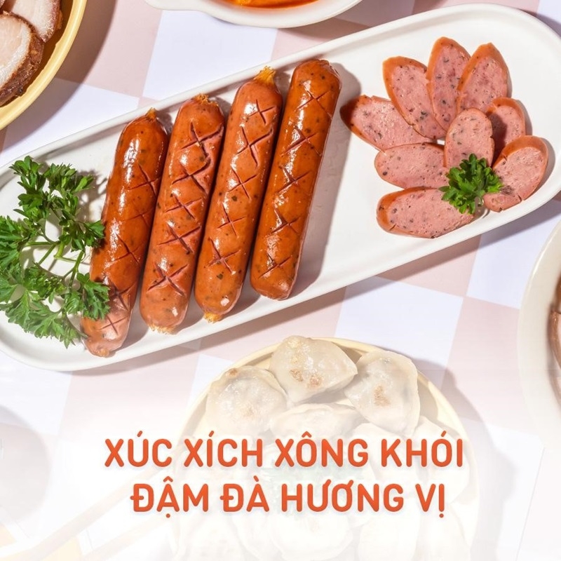 Thực đơn tiệc tùng đa dạng với bộ ba xúc xích TH true FOOD