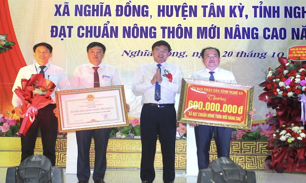 Tân Kỳ (Nghệ An): Xã Nghĩa Đồng đón nhận Bằng công nhận đạt chuẩn nông thôn mới nâng cao