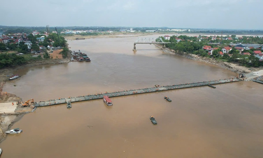 Đưa công trình cầu Phong Châu mới vào khai thác trong năm 2025