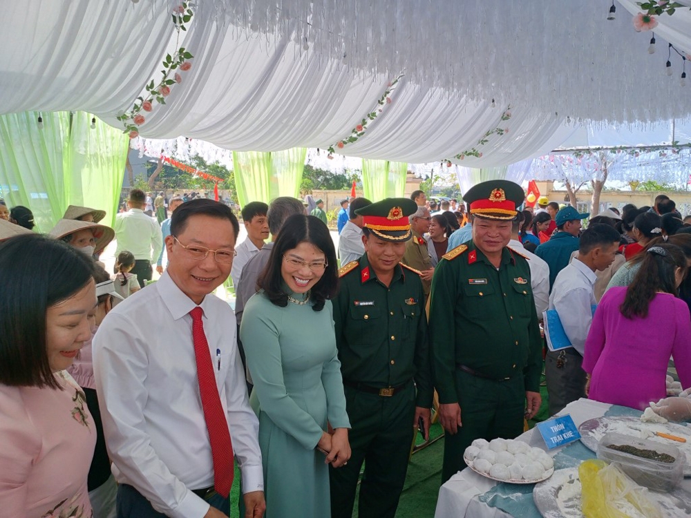 Quảng Ninh: Toàn tỉnh rộn ràng Ngày hội Đại đoàn kết toàn dân tộc