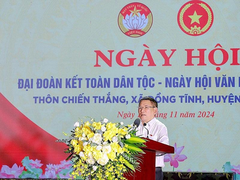 Phó Thủ tướng Chính phủ Hồ Đức Phớc dự Ngày hội Đại đoàn kết tại Vĩnh Phúc