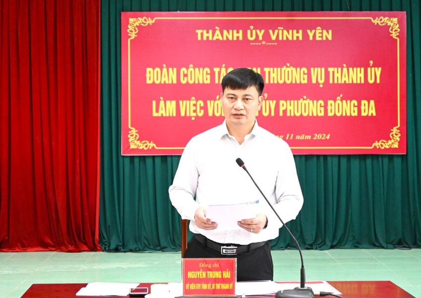 Vĩnh Phúc: Ban Thường vụ Vĩnh Yên làm việc với Đảng bộ phường Đống Đa