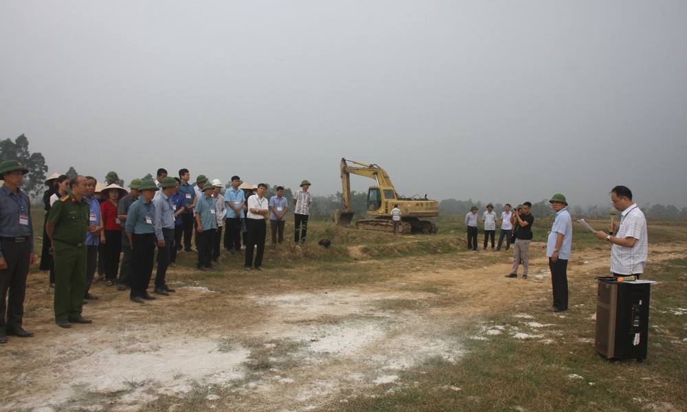 Bình Xuyên (Vĩnh Phúc): Cưỡng chế thu hồi đất thực hiện Dự án Quản lý nguồn nước và ngập lụt Vĩnh Phúc