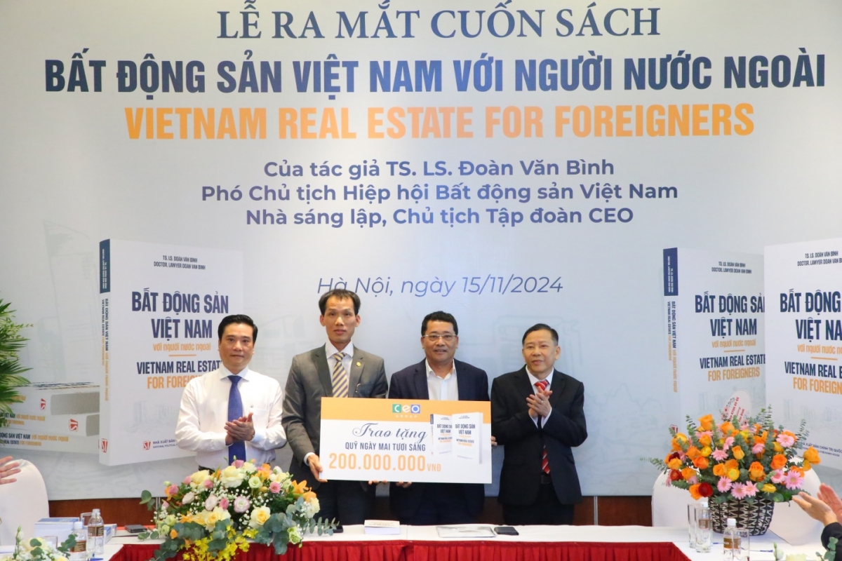 Lễ ra mắt cuốn sách “Bất động sản Việt Nam với người nước ngoài - Vietnam Real Estate For Foreigners”