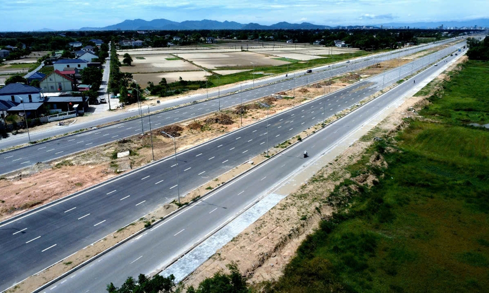 Nghệ An: Yêu cầu hoàn thành công bố việc thành lập đơn vị cấp huyện, cấp xã mới trước ngày 25/12/2024