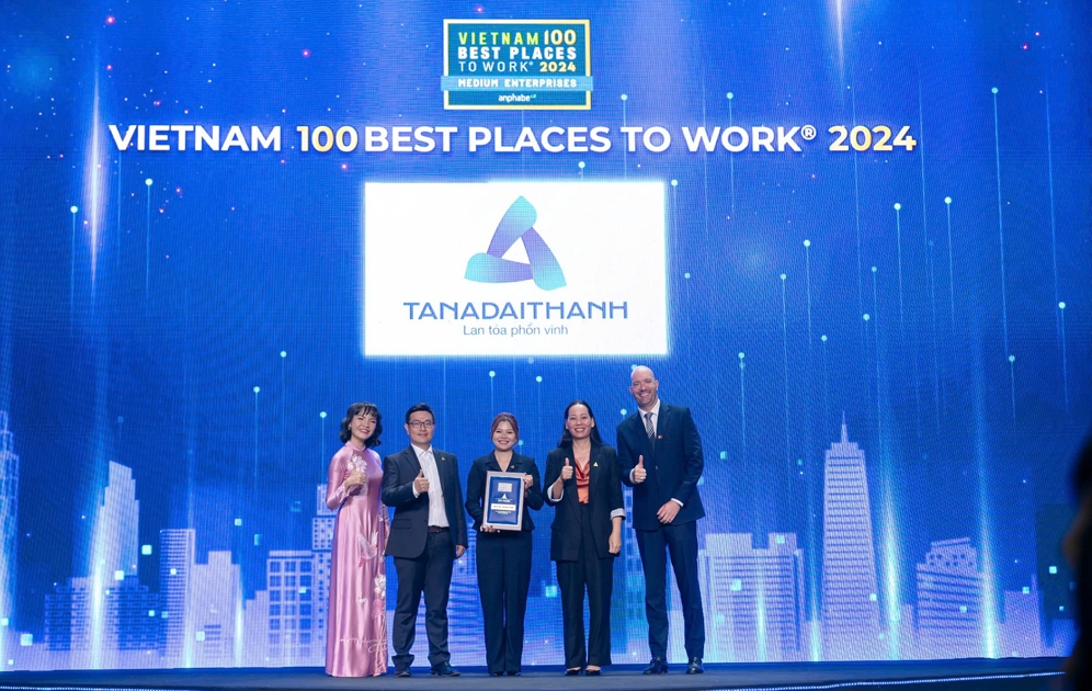 Tập đoàn Tân Á Đại Thành được vinh danh trong Top 100 nơi làm việc tốt nhất Việt Nam 2024