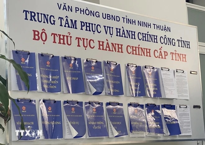 Tạo nền hành chính thông thoáng, thuận tiện, vì nhân dân phục vụ