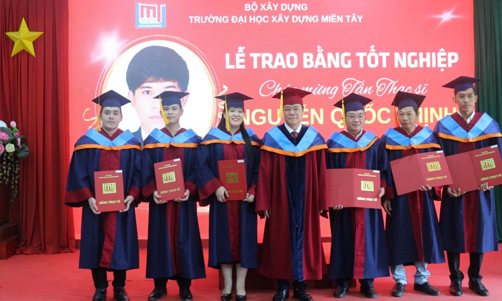 Trường Đại học Xây dựng Miền Tây: Trao bằng tốt nghiệp Thạc sĩ khóa đầu tiên ngành Kỹ thuật xây dựng