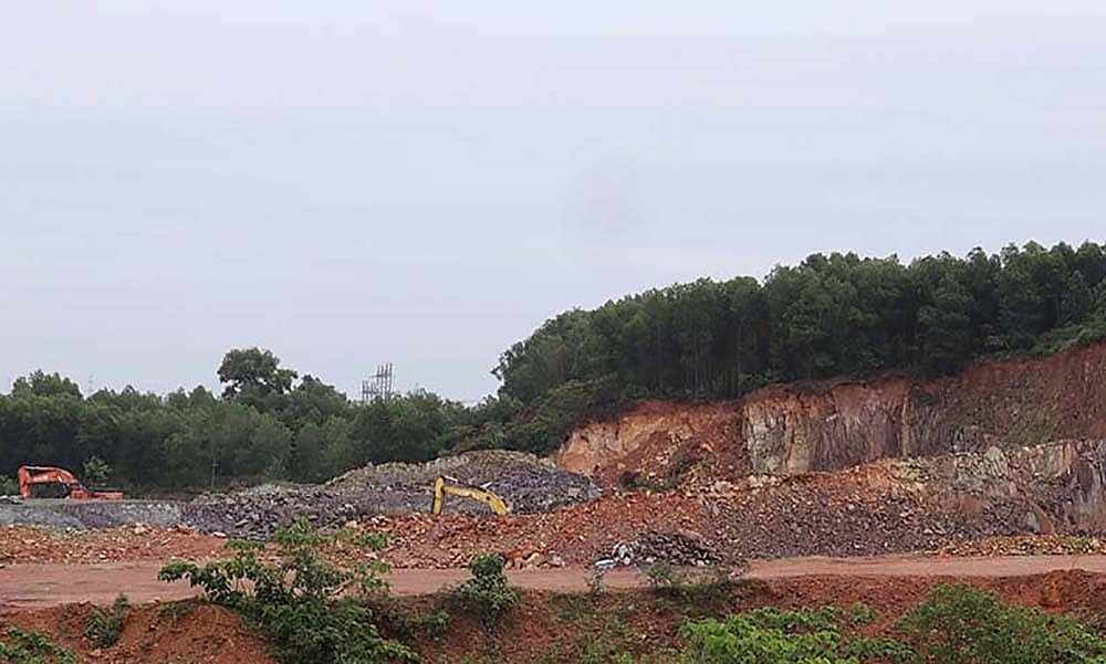 Hà Tĩnh: Tăng cường quản lý công tác đấu giá quyền khai thác khoáng sản làm vật liệu xây dựng thông thường