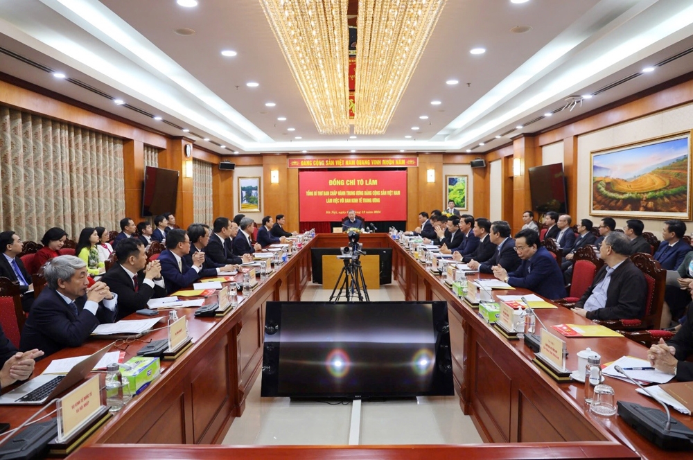 Ban Kinh tế Trung ương phải trở thành một cơ quan nghiên cứu tham mưu chiến lược hàng đầu của Đảng về kinh tế - xã hội