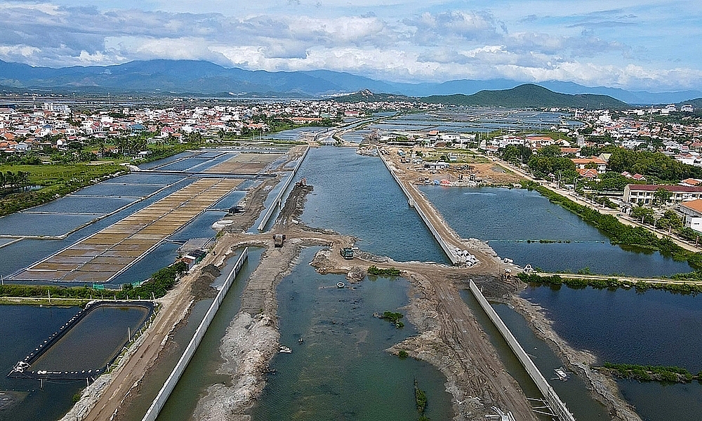 Ninh Hòa (Khánh Hòa): Loạt gói thầu là “sân chơi” riêng của Công ty Khánh Anh?