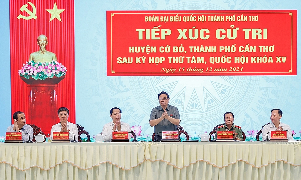 Thủ tướng Phạm Minh Chính tiếp xúc cử tri thành phố Cần Thơ