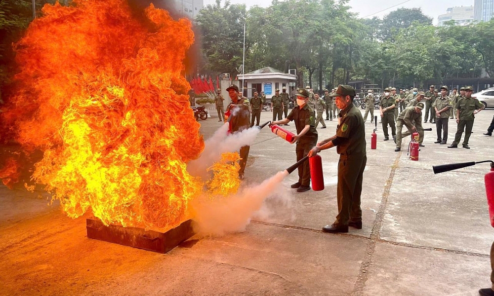 Hà Nội: Nâng cao năng lực và bảo đảm an toàn phòng cháy chữa cháy và cứu nạn cứu hộ