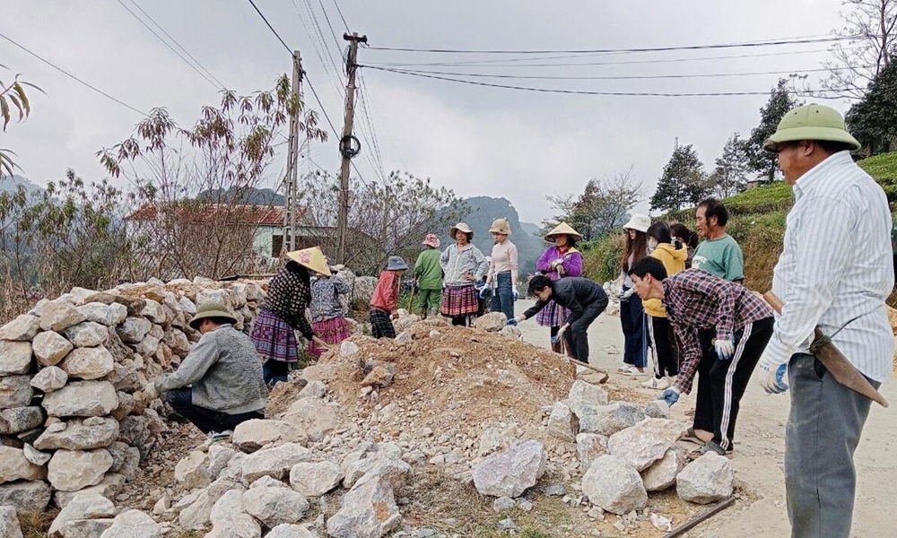 Mai Châu (Hòa Bình): Huy động 356 tỷ đồng xây dựng nông thôn mới