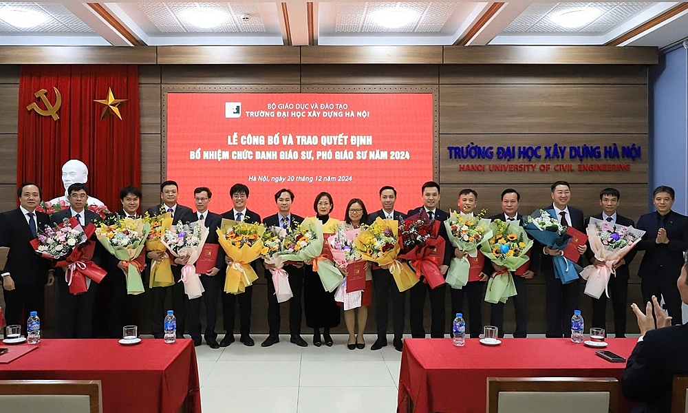 Trường Đại học Xây dựng Hà Nội công bố và trao quyết định bổ nhiệm chức danh Giáo sư, Phó Giáo sư năm 2024