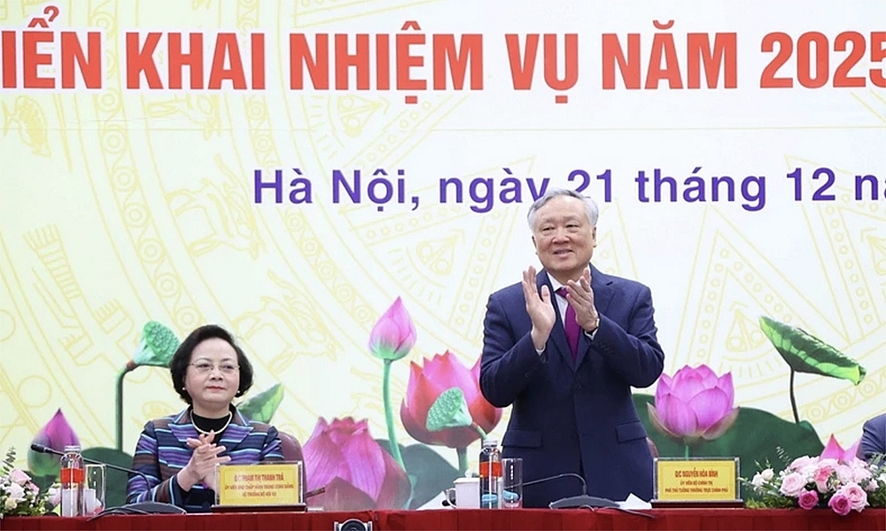 Sắp xếp tinh gọn bộ máy tránh để “người tài xin nghỉ, người dở ở lại”