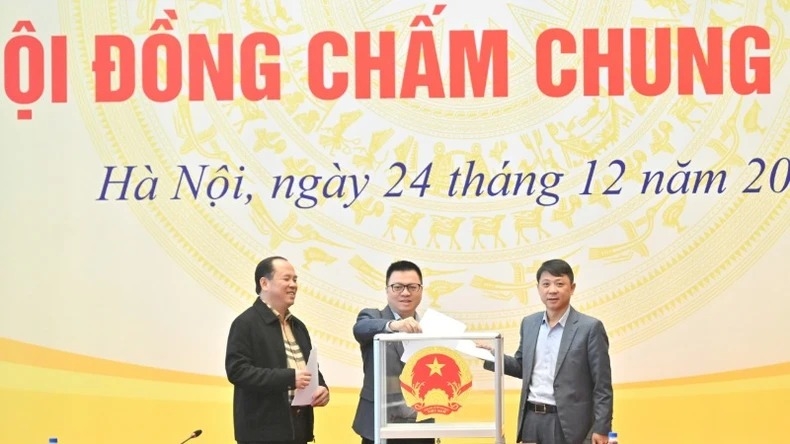 Lựa chọn các tác phẩm thật sự xuất sắc để trao Giải Diên Hồng lần thứ ba-năm 2025