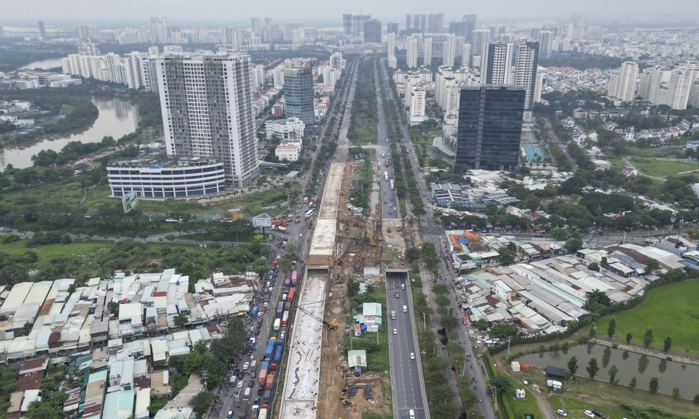 Thành phố Hồ Chí Minh: Cận cảnh hầm chui Nguyễn Văn Linh trước ngày thông xe toàn bộ