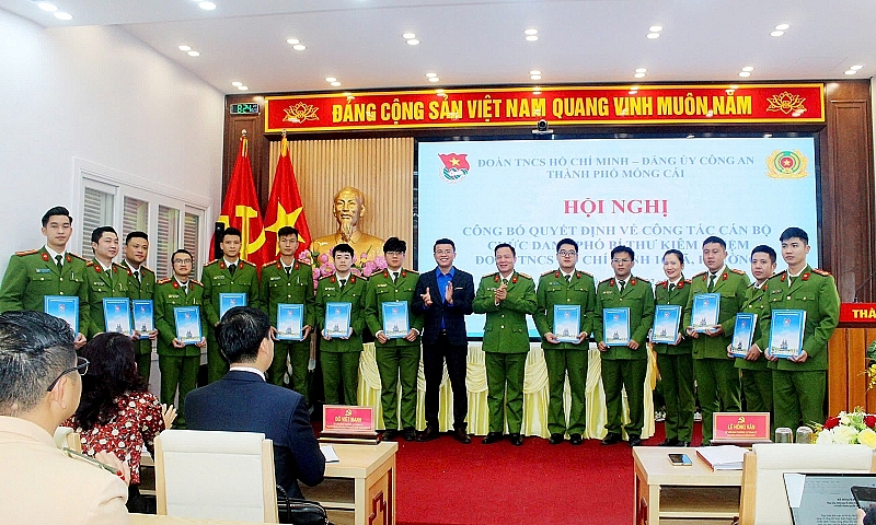 Móng Cái (Quảng Ninh): Công an chính quy kiêm nhiệm cán bộ Đoàn cấp phường, xã