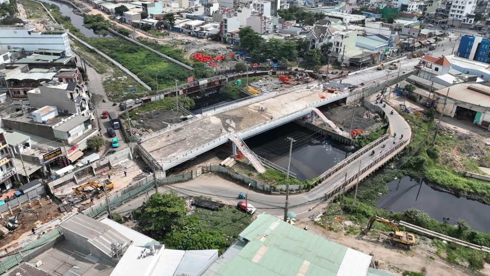 Thành phố Hồ Chí Minh: Diện mạo đường Tân Kỳ Tân Quý mở rộng 30m vừa thông xe