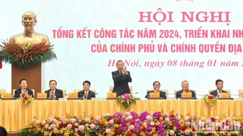 Nỗ lực hoàn thành các nhiệm vụ, chỉ tiêu phát triển kinh tế-xã hội năm 2025, tạo tiền đề cho giai đoạn tiếp theo