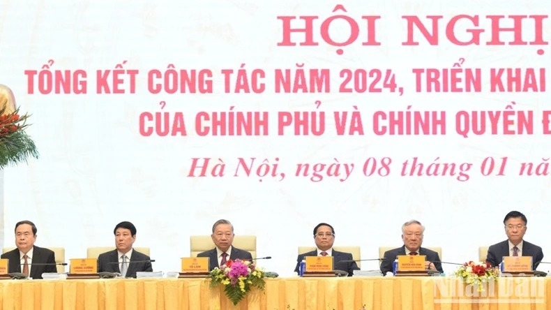 Nỗ lực hoàn thành các nhiệm vụ, chỉ tiêu phát triển kinh tế-xã hội năm 2025, tạo tiền đề cho giai đoạn tiếp theo