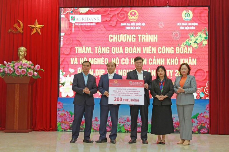 Agribank chung tay vì người nghèo, đối tượng chính sách nhân dịp Xuân Ất Tỵ năm 2025