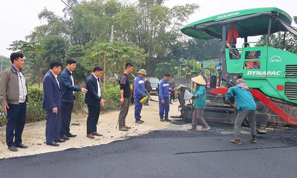 Đức Thọ (Hà Tĩnh): Sôi nổi xây dựng các công trình chào mừng Ngày thành lập Đảng và Đại hội Đảng các cấp