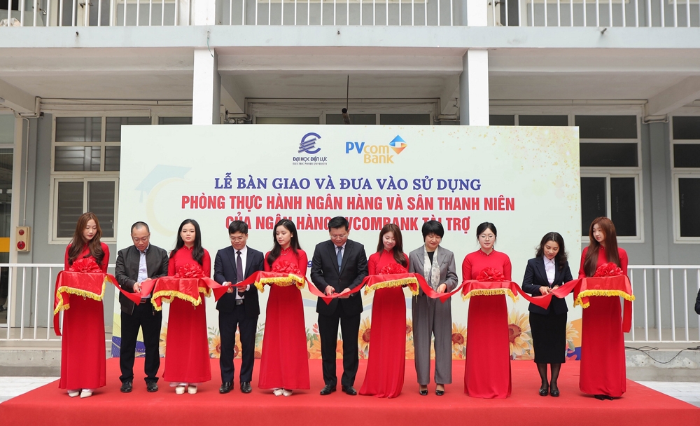 PVcomBank đồng hành cùng trường Đại học Điện lực trong công tác đào tạo, phát triển nguồn nhân lực chất lượng cao