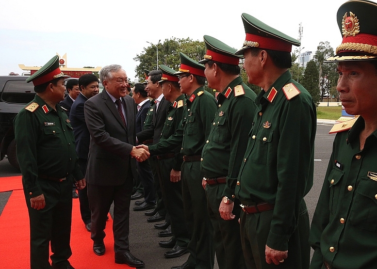 Phó Thủ tướng Thường trực Nguyễn Hòa Bình: Bảo đảm người người có Tết, nhà nhà có Tết