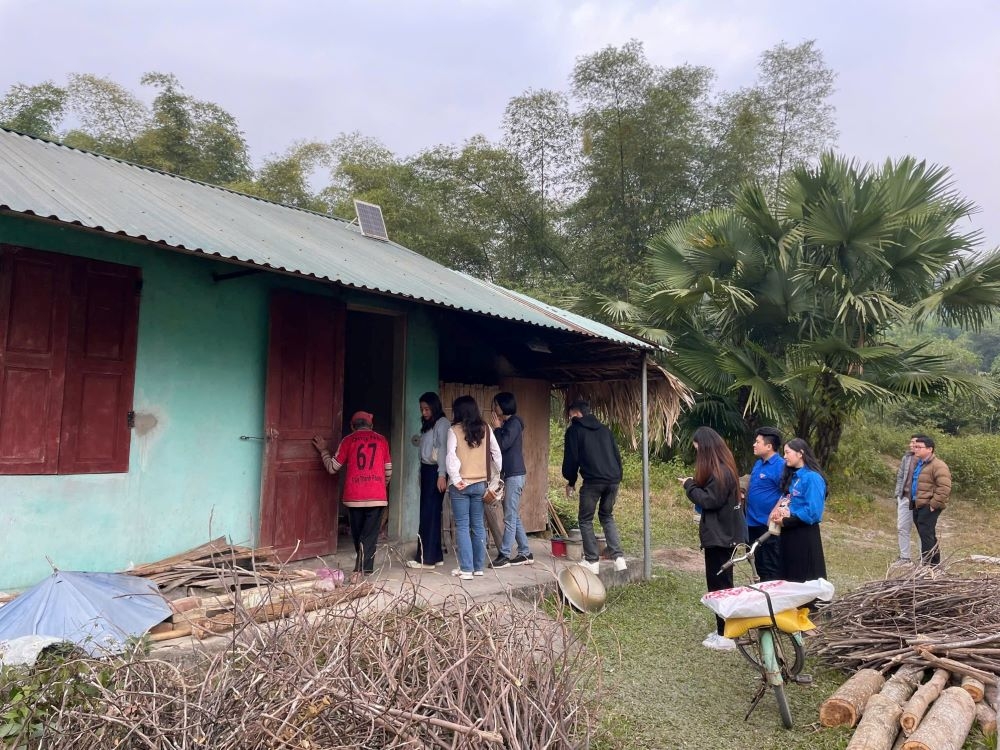 Hành trình mang Tết ấm tới các gia đình, học sinh có hoàn cảnh khó khăn tại Thường Xuân, Thanh Hóa