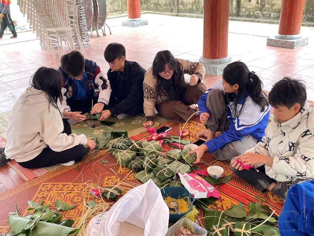 Hành trình mang Tết ấm tới các gia đình, học sinh có hoàn cảnh khó khăn tại Thường Xuân, Thanh Hóa